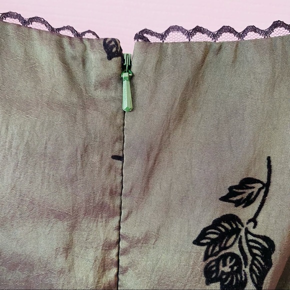 Halloween Costume NECA Twilight New Moon Bella Swan Birthday Dress size Medium - Picture 11 of 11